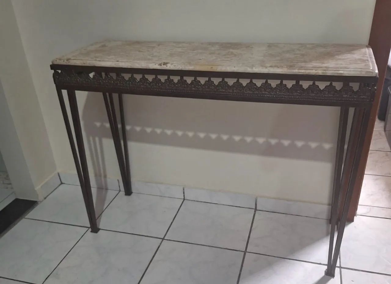 Conjunto de mesa com 8 cadeiras + aparador com tampo de pedra - Foto 2