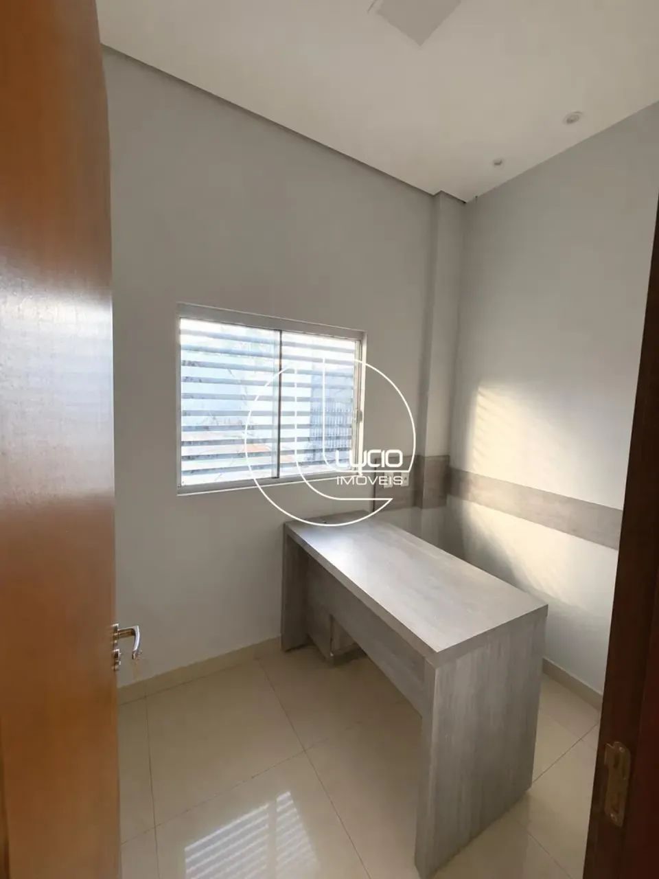 Área comercial com 790 m² na av. universitária com ponto de comércio, loja, galpão e resid - Foto 4