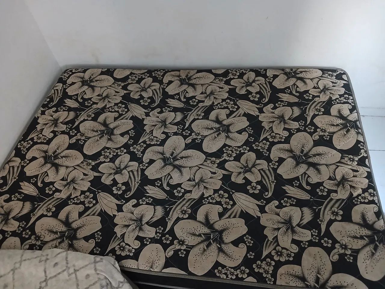 Cama boxe casal