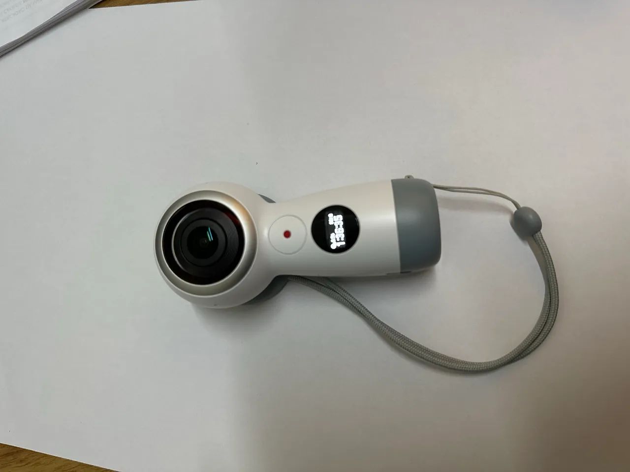 Câmera 360° Samsung Gear 360 Sm-r210 Bluetooth/wifi Branca - Foto 4