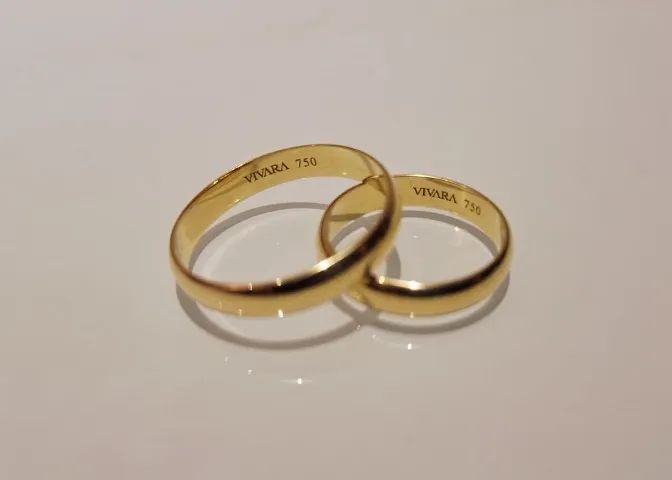 Par Alianças Vivara Ouro Amarelo 18k 750 4mm Originais (Na loja +12 mil) - Foto 3