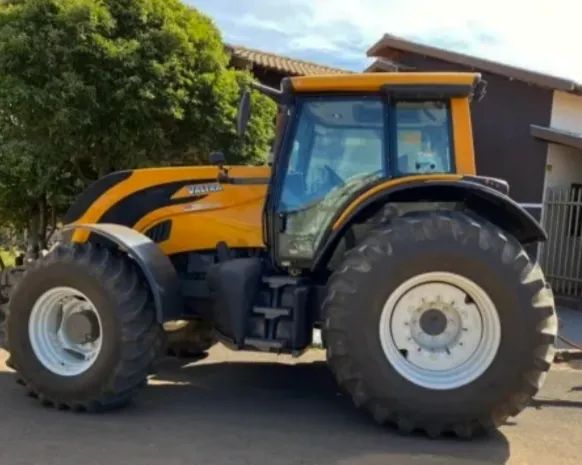 Trator Valtra BH 194  2016  - Foto 2