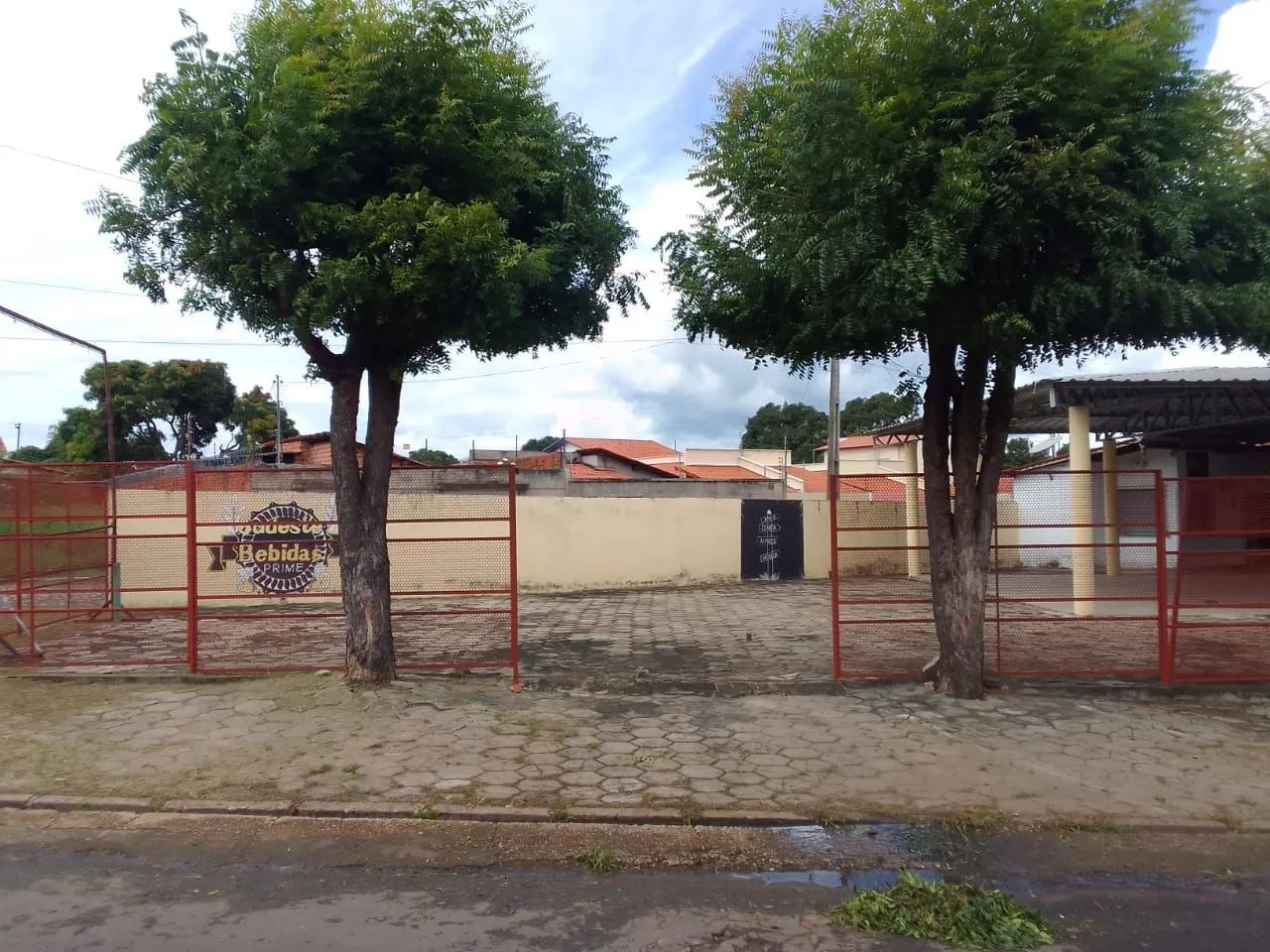 Espaço de 3 Lotes Comerciais c/ galpão, cozinha  - Foto 4