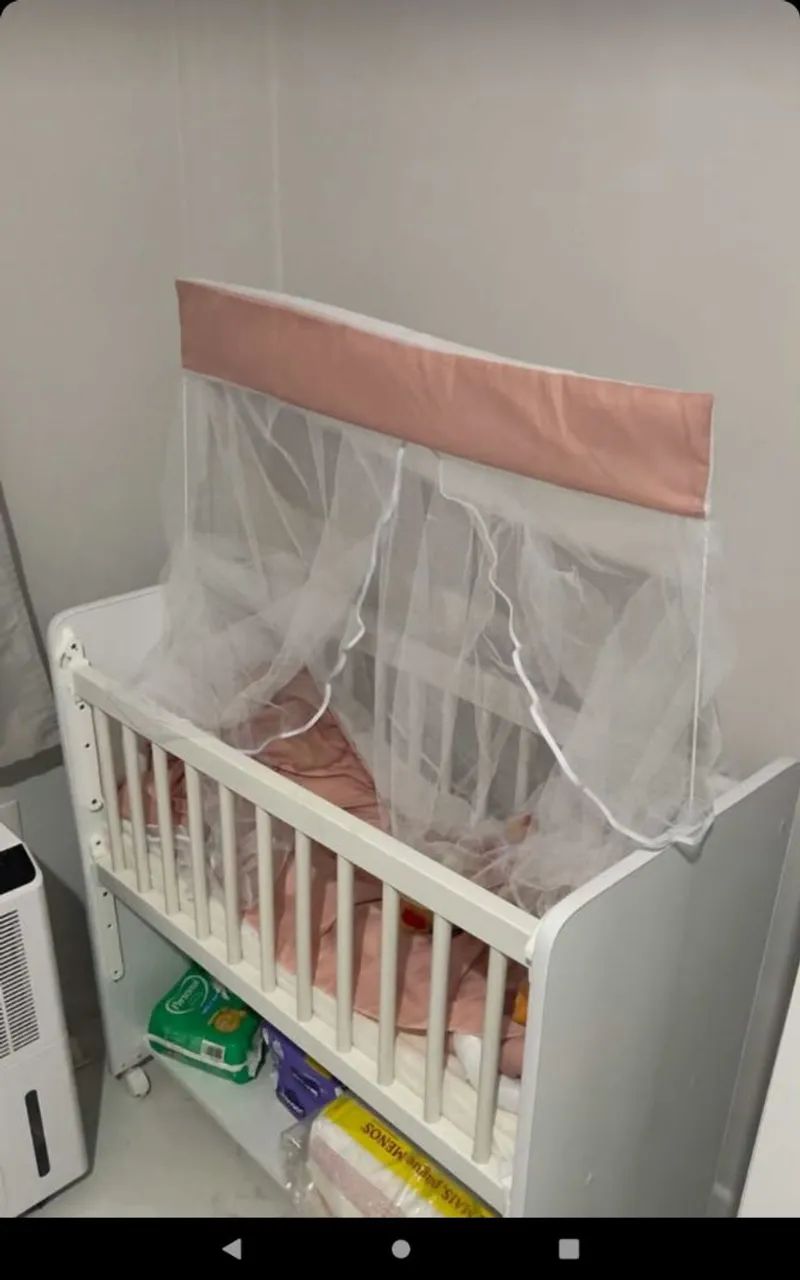 Mini berço com grade regulável vai com kit berço  - Foto 2