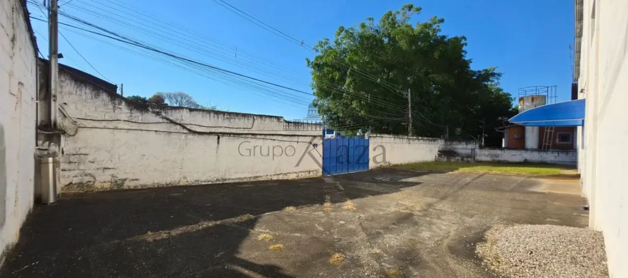 Galpão Comercial - Chácaras Reunidas - 750m². - Foto 2