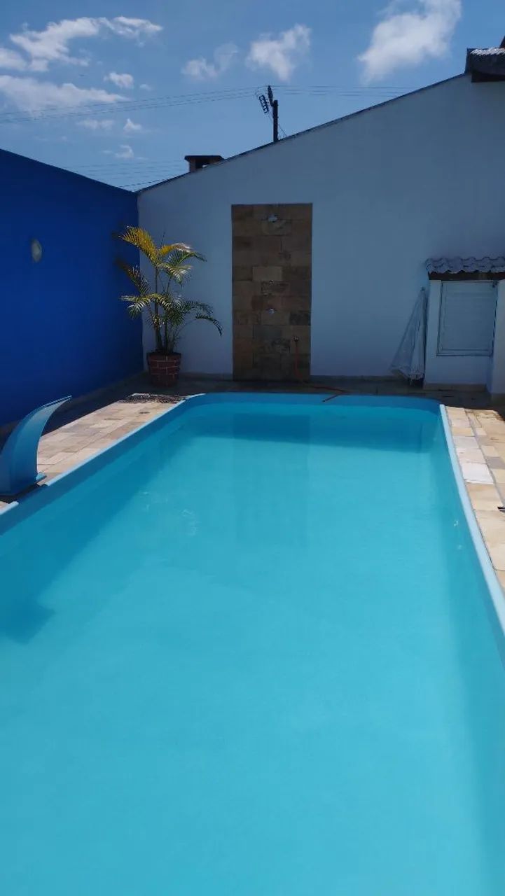 Alugo casa com piscina na Praia  de Armação Penha SC próximo ao Parque Beto Carrero 