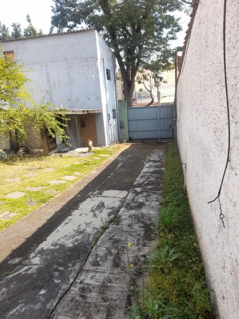 Sobrado com terreno de 300 M Quadrados