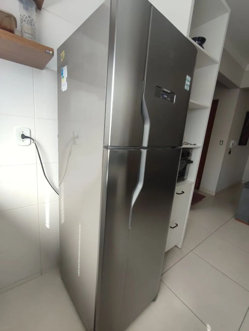 Geladeira Eletrolux 371 l - Foto 2