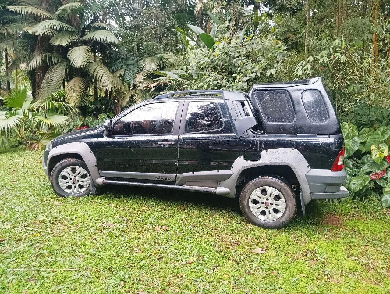Fiat Strada Adv.1.8 16V Dualogic Flex CD 2012 - Foto 3