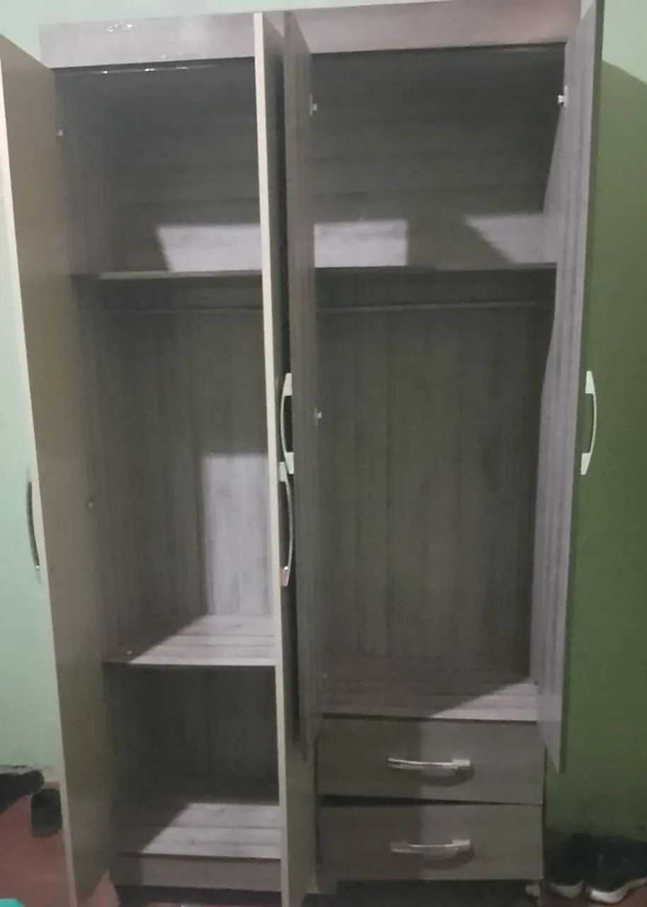 vendo Guarda roupa de solteiro 
