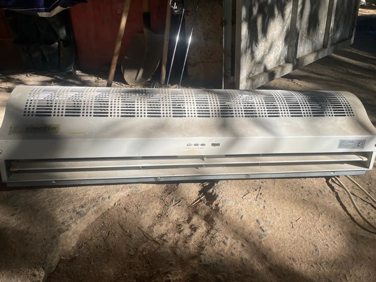 Cortina de ar condicionado