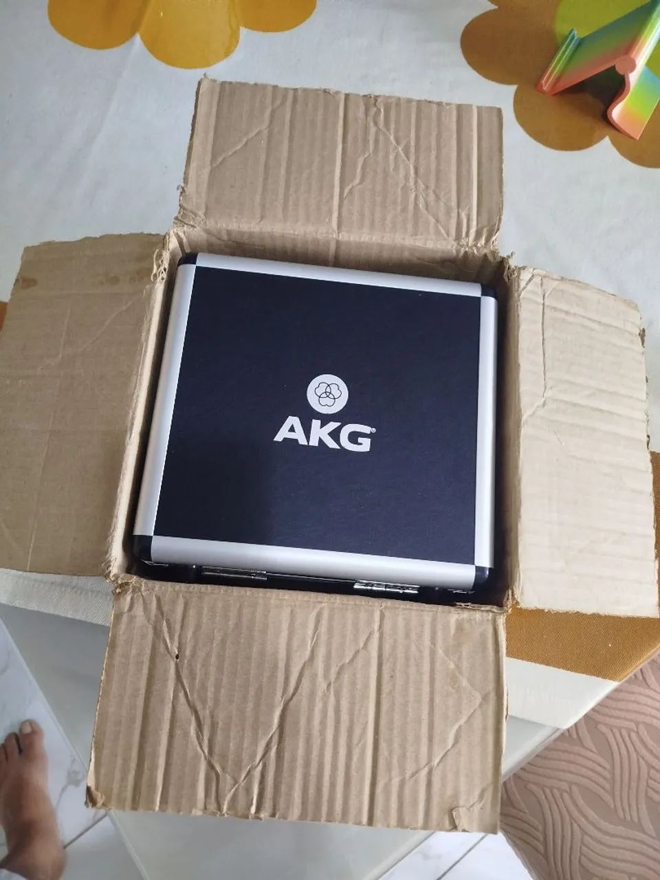 Microfone condensador AKG P220 - Foto 4