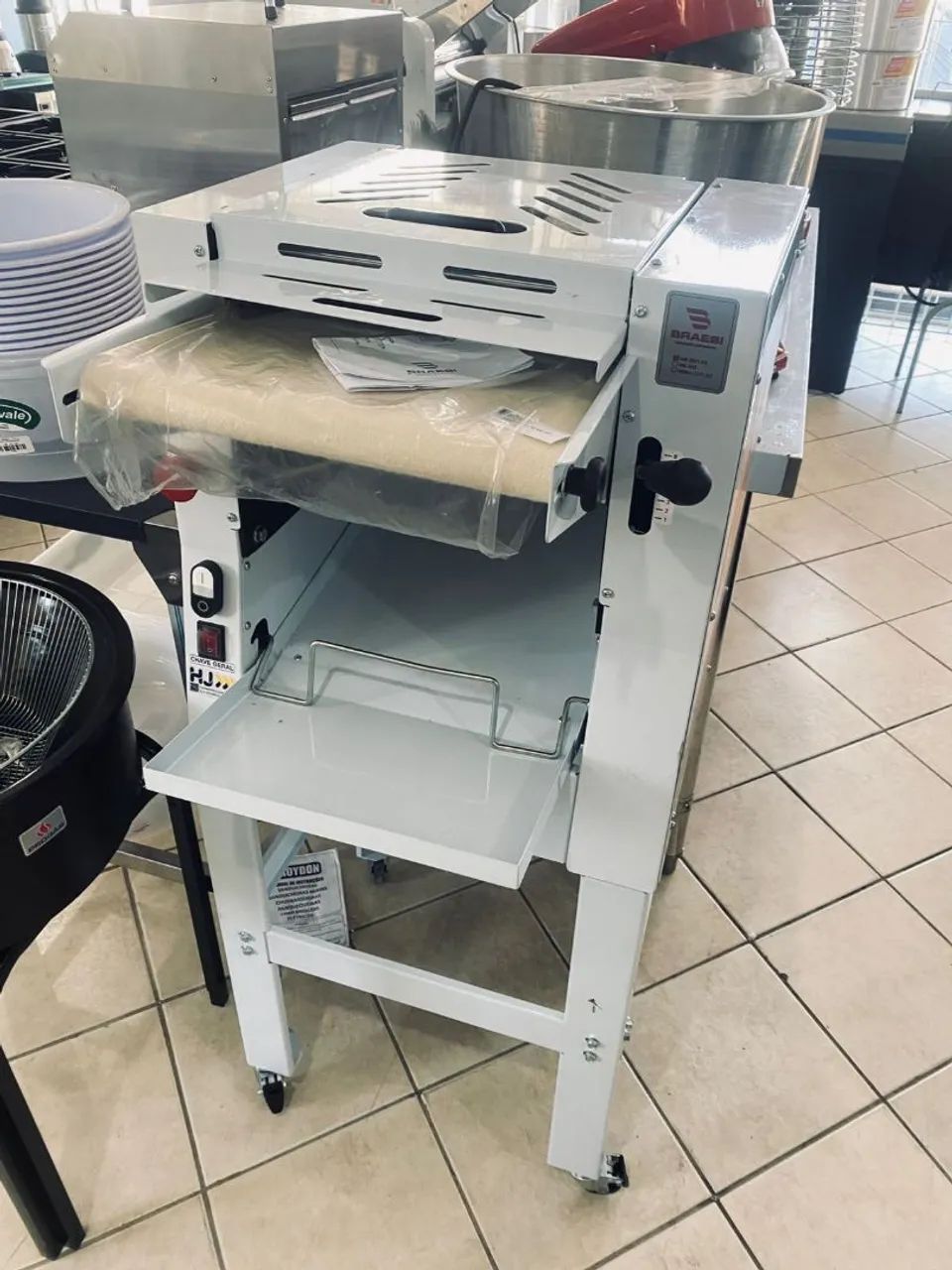 NZ. Modeladora de pão BRAESI 