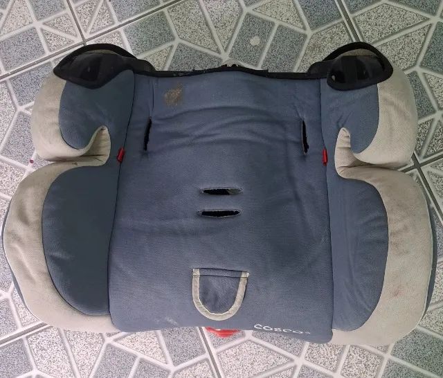 Assento infantil para carro