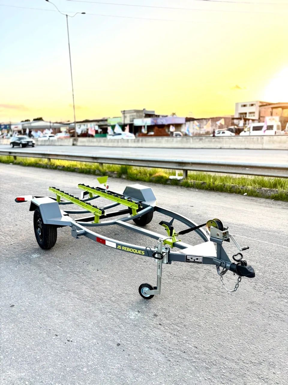 REBOQUE / CARRETINHA PARA JET SKI - PRONTA ENTREGA - Foto 2