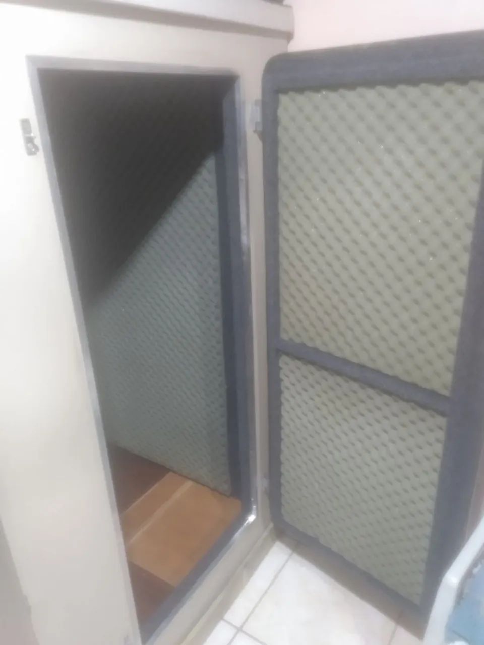Cabine acústica416602596259276802