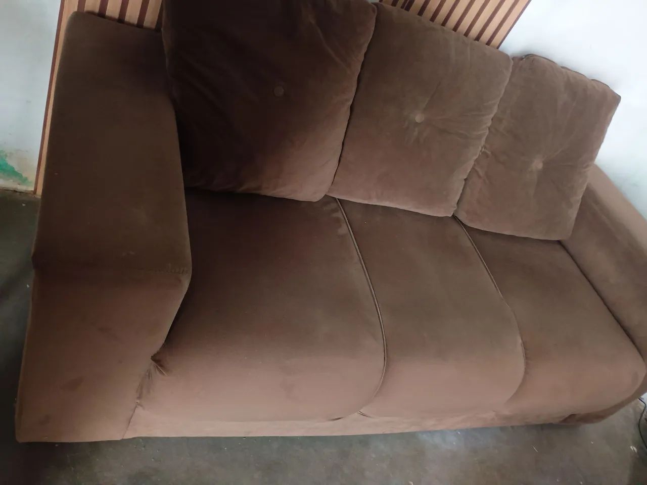Vendo sofá,2 e 3 lugares em perfeito estado.