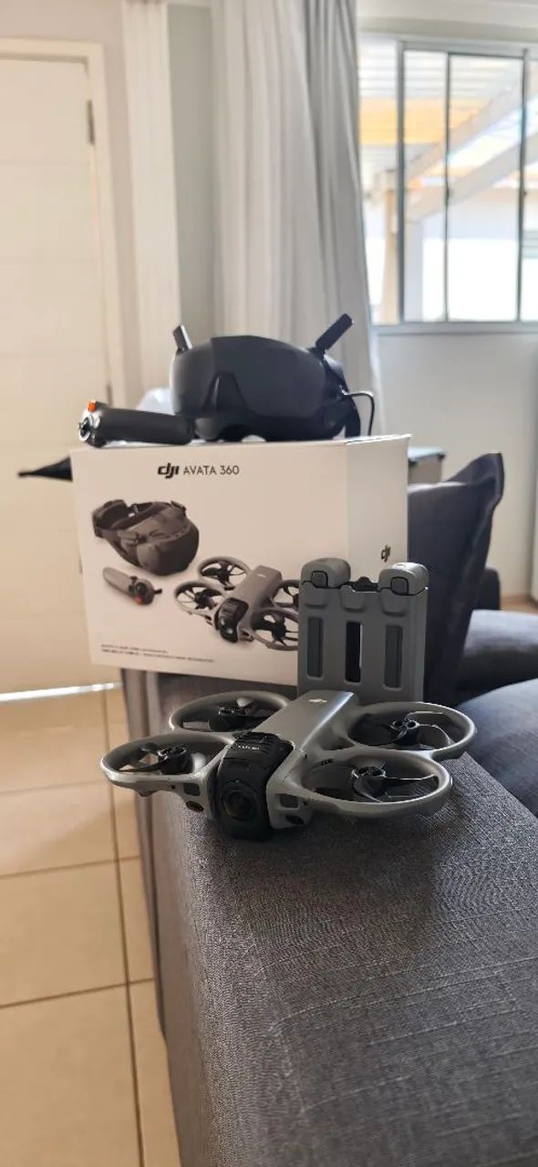 Drone Dji Avata 360 Motion Combo - Caixa aberta 