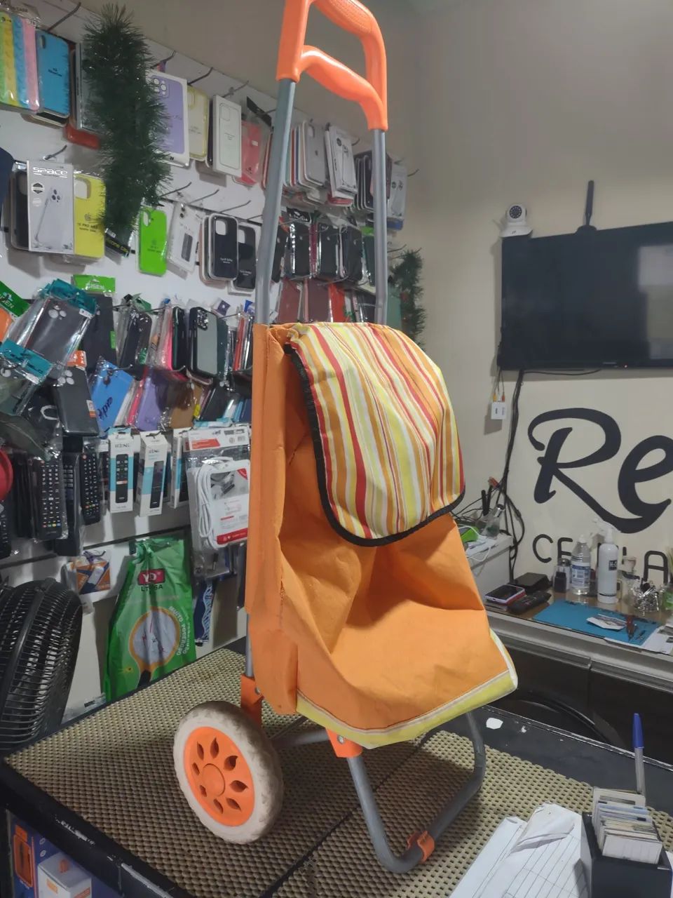 Vendo Carrinho pra Compras - Foto 2