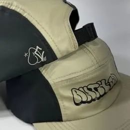 BONÉ FIVE PANEL TURFE CAQUI/PRETO - Foto 2