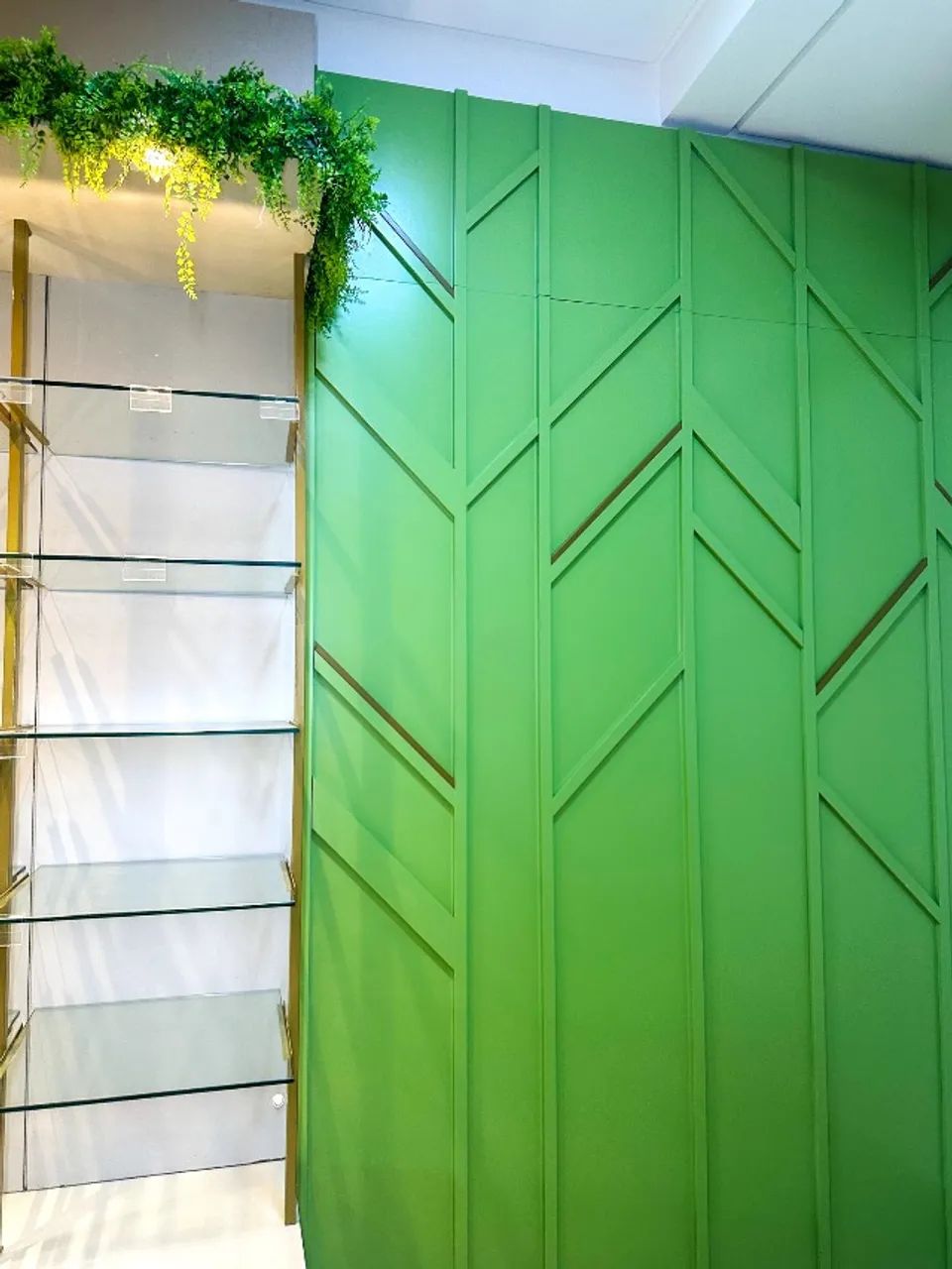 Móveis Loja Complets Alto Padrão - 100% MDF, vidro temperado e LED - Foto 2