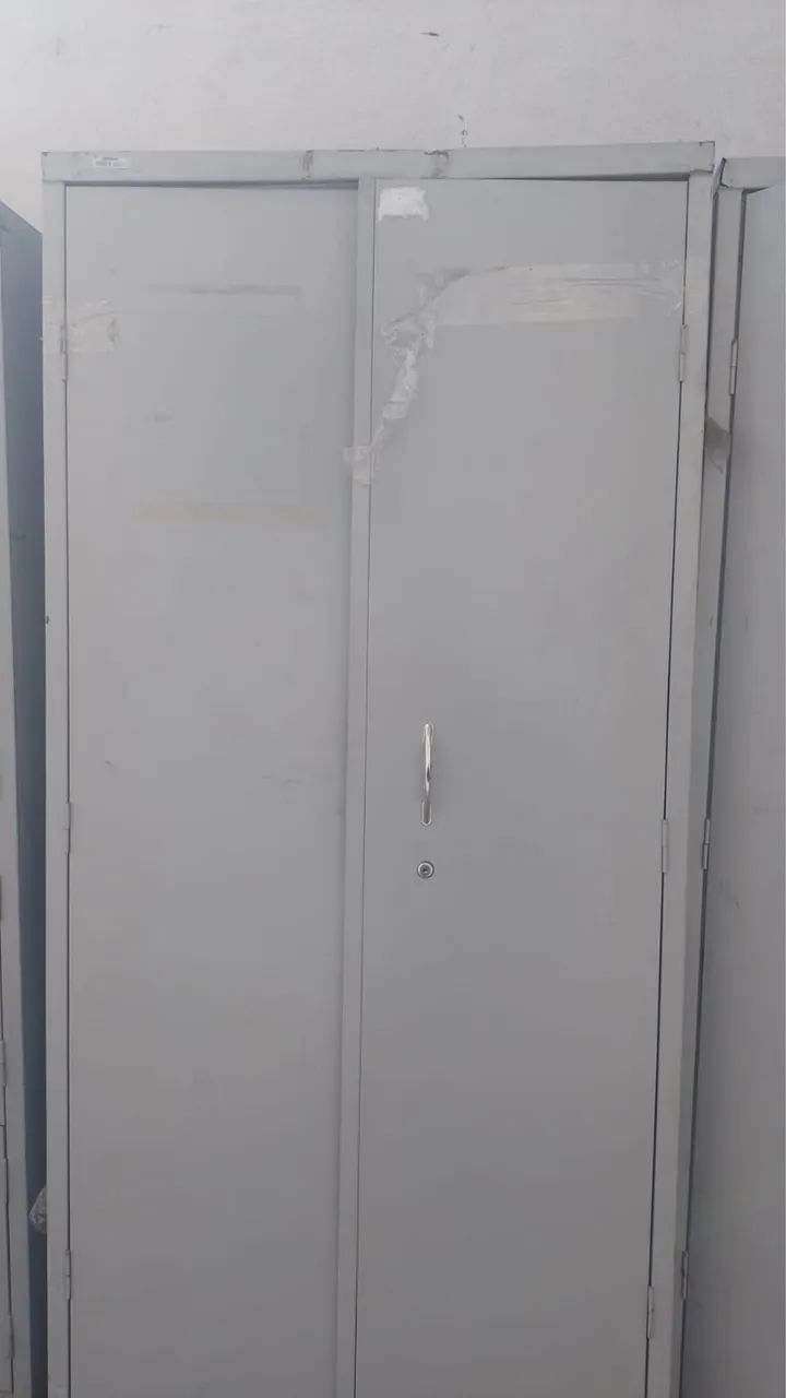 Armário duas portas