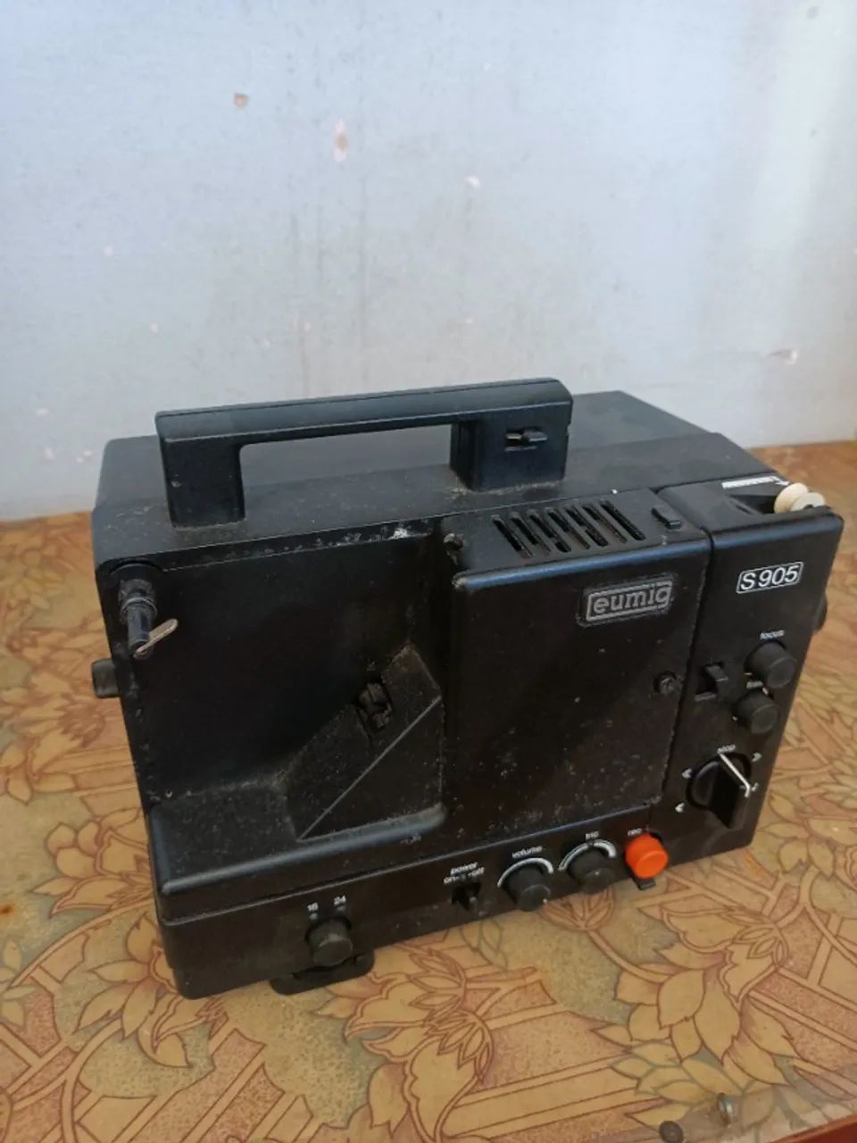 CONJUNTO DE DOIS PROJETORES SUPER 8 E MAVIOLA - Foto 2