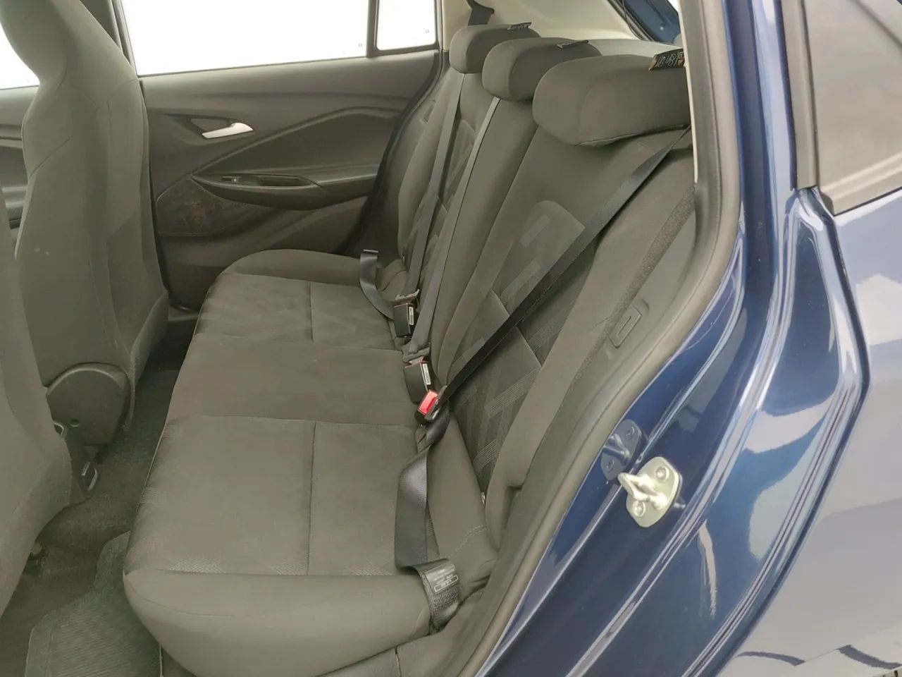 Chevrolet Onix Hatch 1.0 12V Flex Mec. 4P, foto 17 de 18