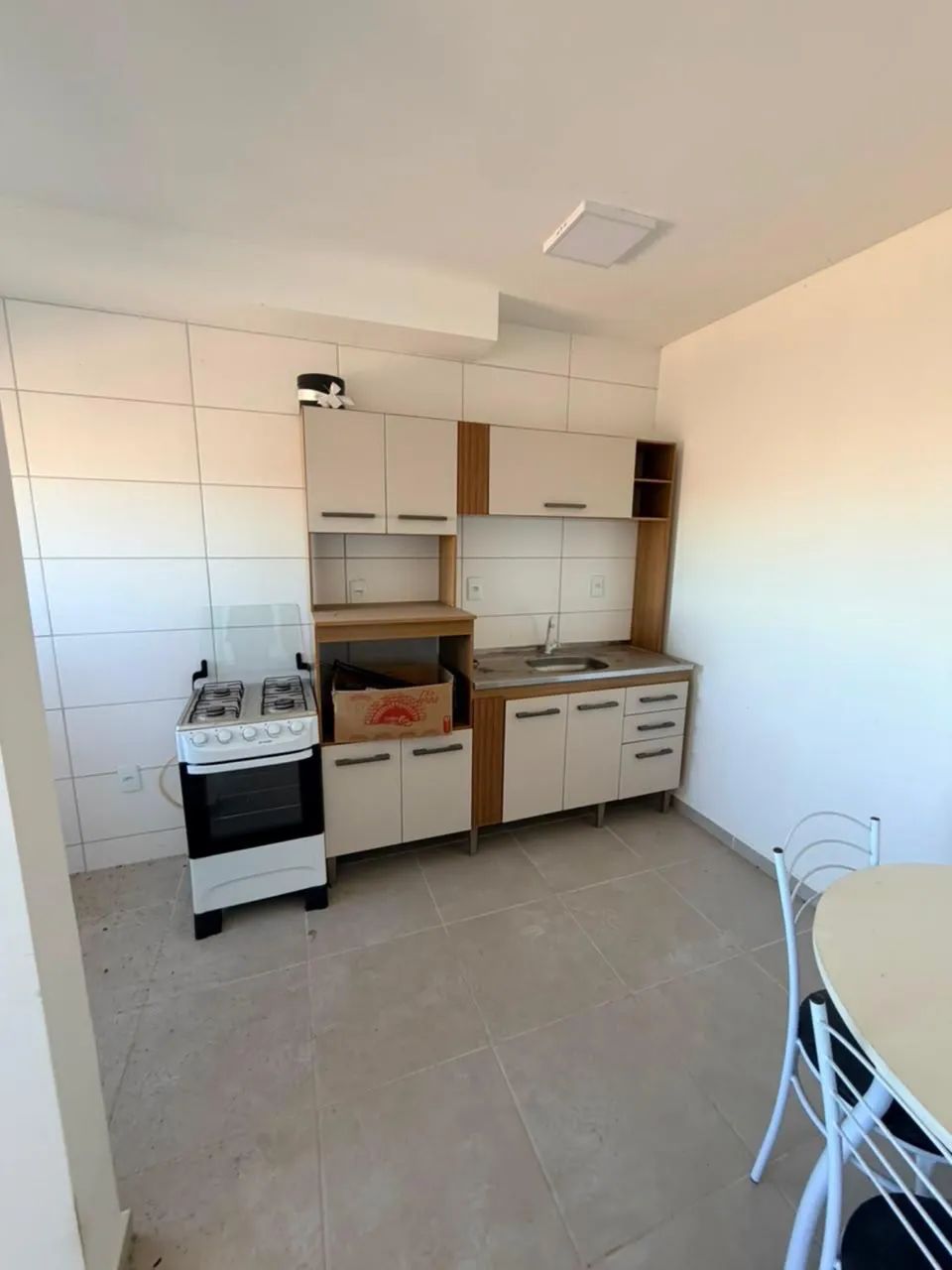 Alugo Apartamento 2 quartos 