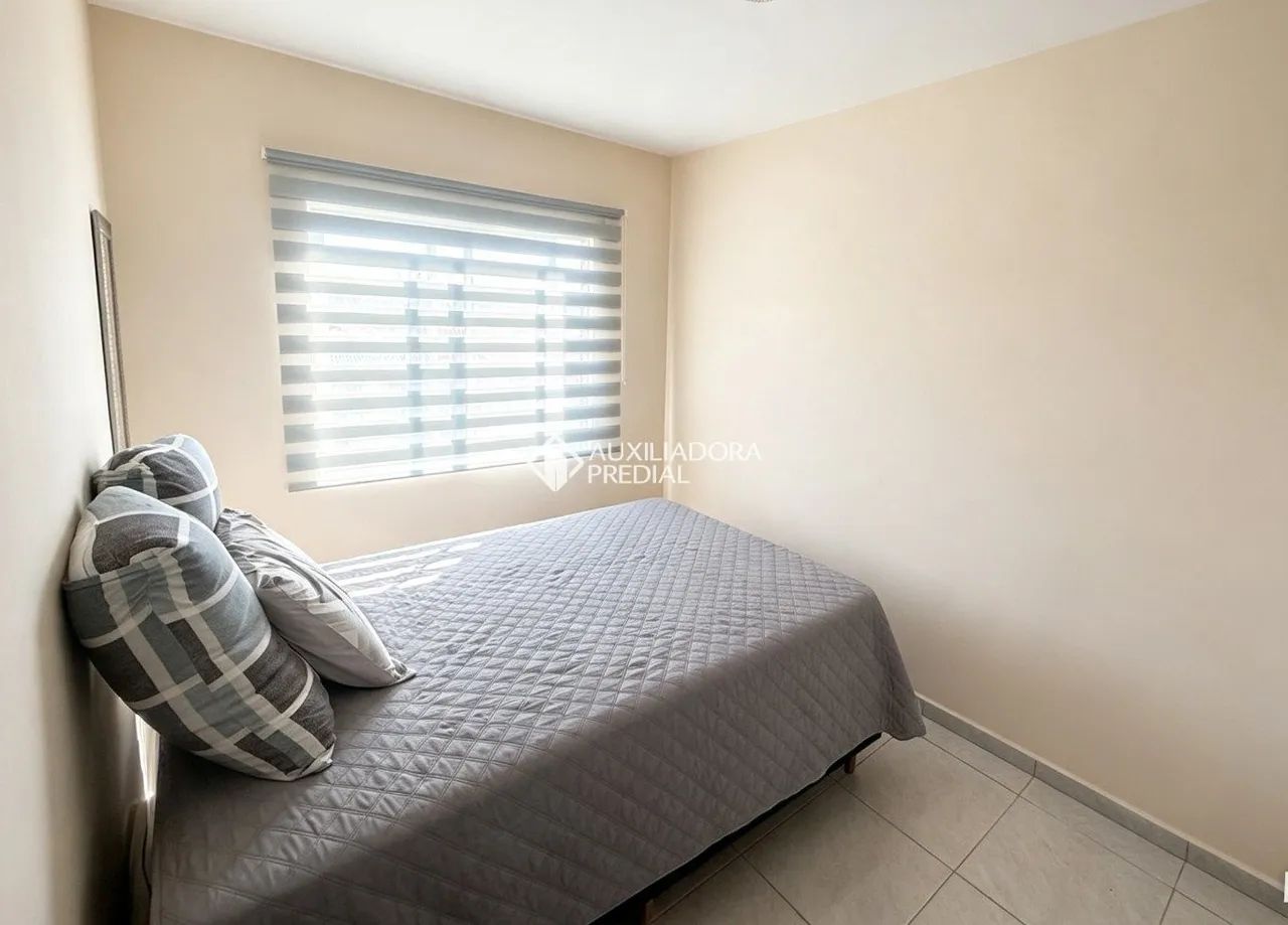 Apartamento com 2 dormitórios, suíte e garagem no Abraão - Foto 3