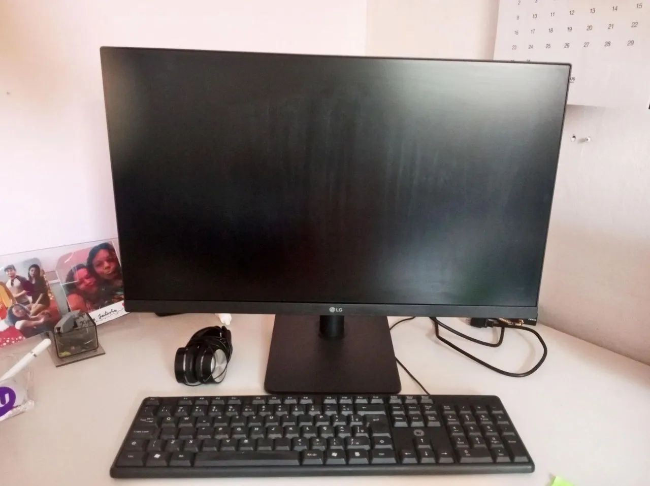 Monitor LG 24 - Seminovo