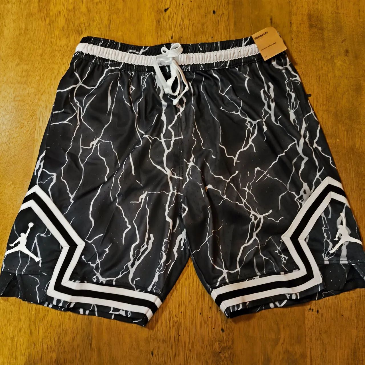 Bermuda Jordan 
