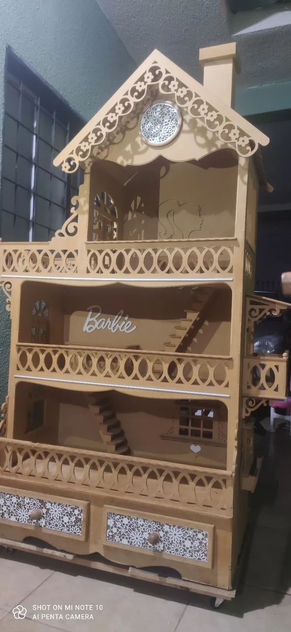 Casinha da Barbie em MDF