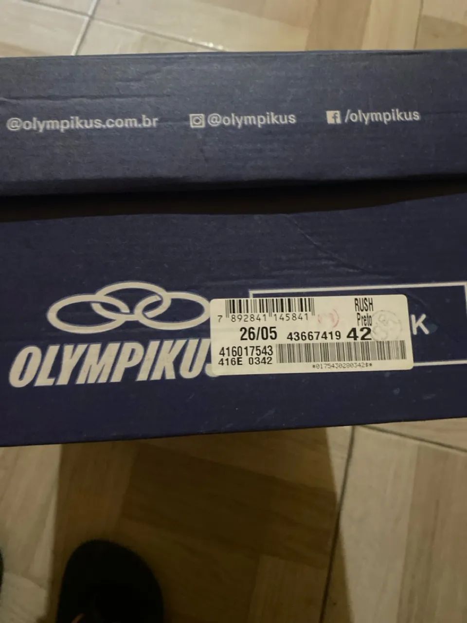 SAPATO OLYMPIKUS 42 T,  NOVINHO.
