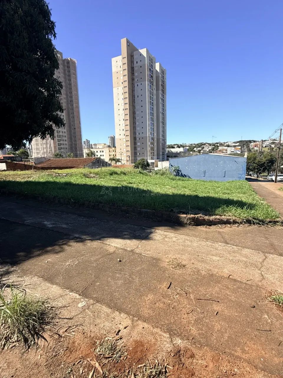 Terreno Comercial em Maringá - Foto 2