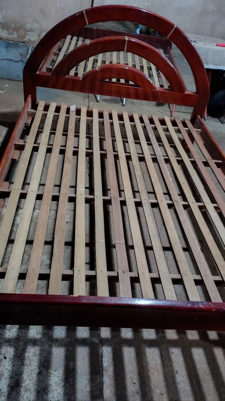 Cama de casal e Bicama madeira rústica  - Foto 4