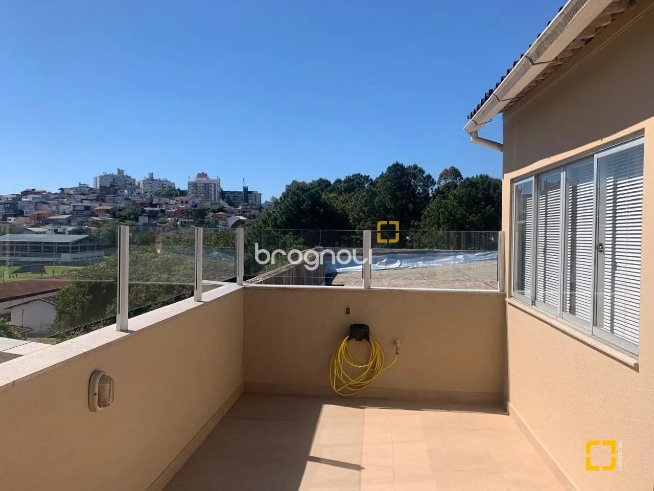 Apartamento cobertura 4 dormitórios (1 suíte) no Estreito em Florianópolis SC - Foto 3