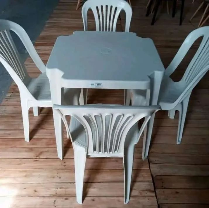Conjuntos mesas e cadeiras plásticas Sauípe  - Foto 3