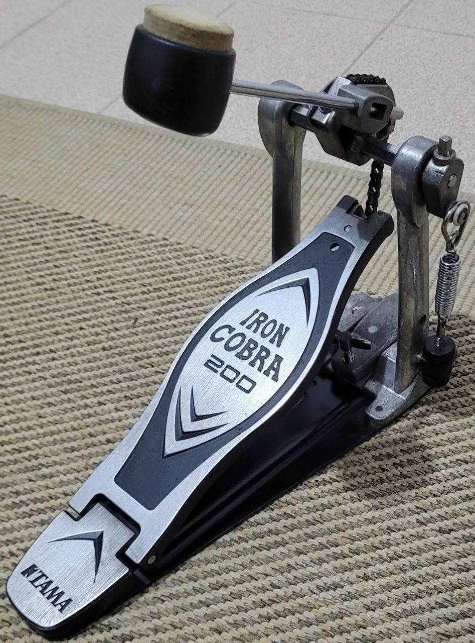 Pedal single Tama Iron Cobra 200 