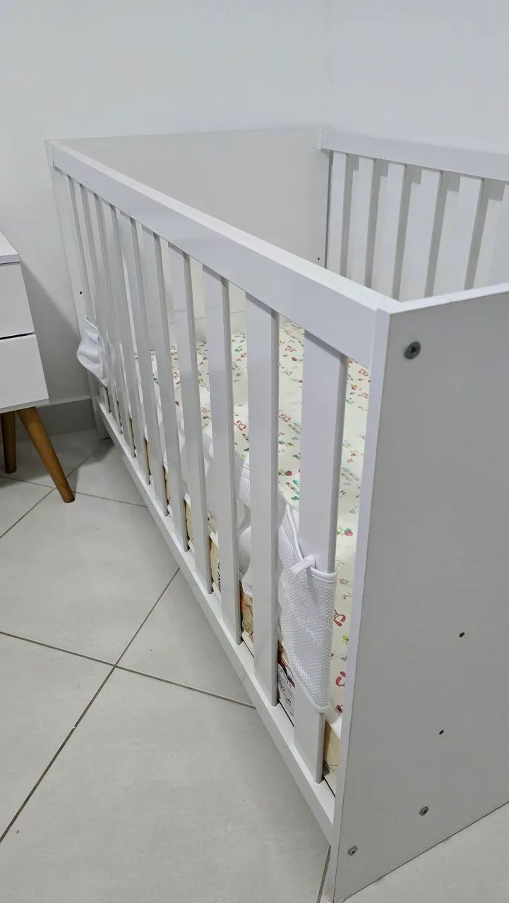 Berço branco unisex
