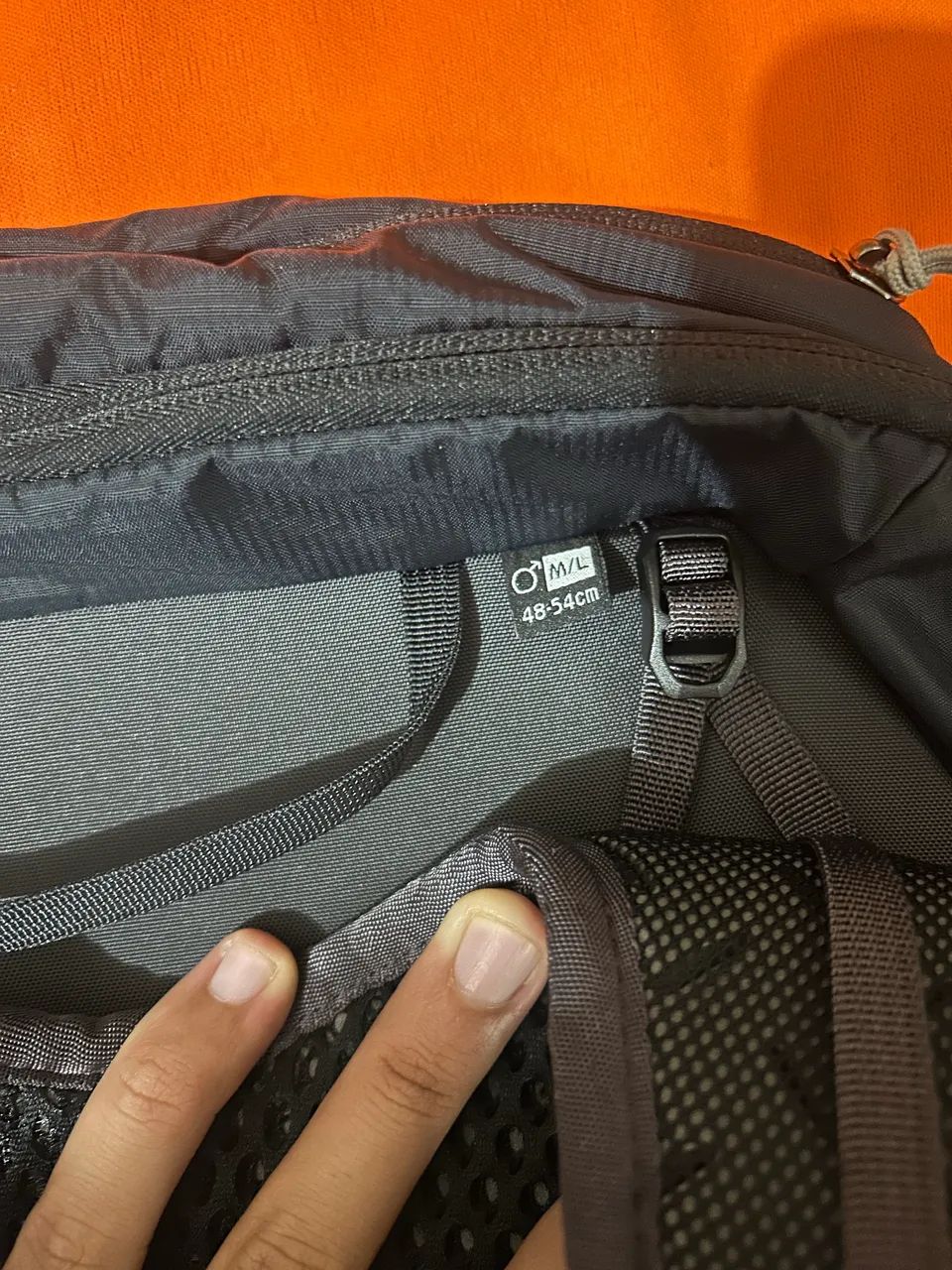 Mochila Salomon Aerotrek 30L - Foto 3