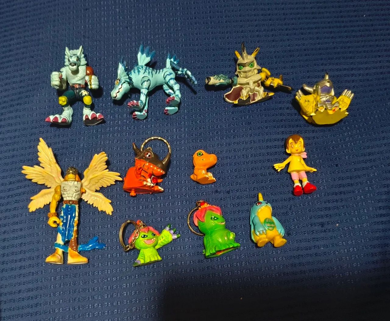 Lote de peças Digimon Bandai