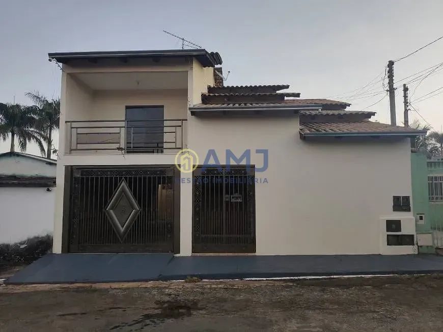 SOBRADO + CASA INDEPENDENTE | CONJUNTO FABIANA