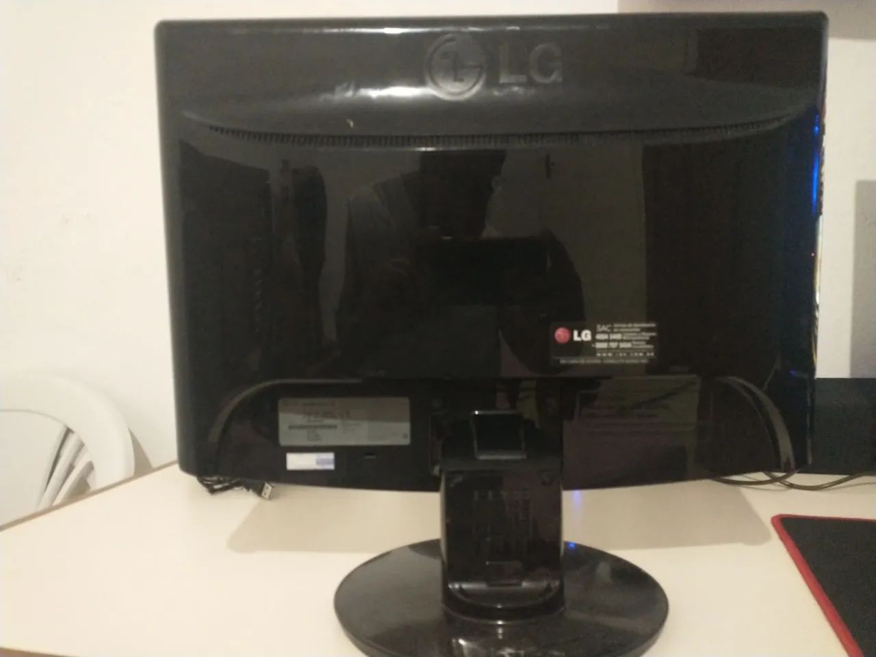 Monitor 19 polegadas e Mousepad rgb - Foto 2