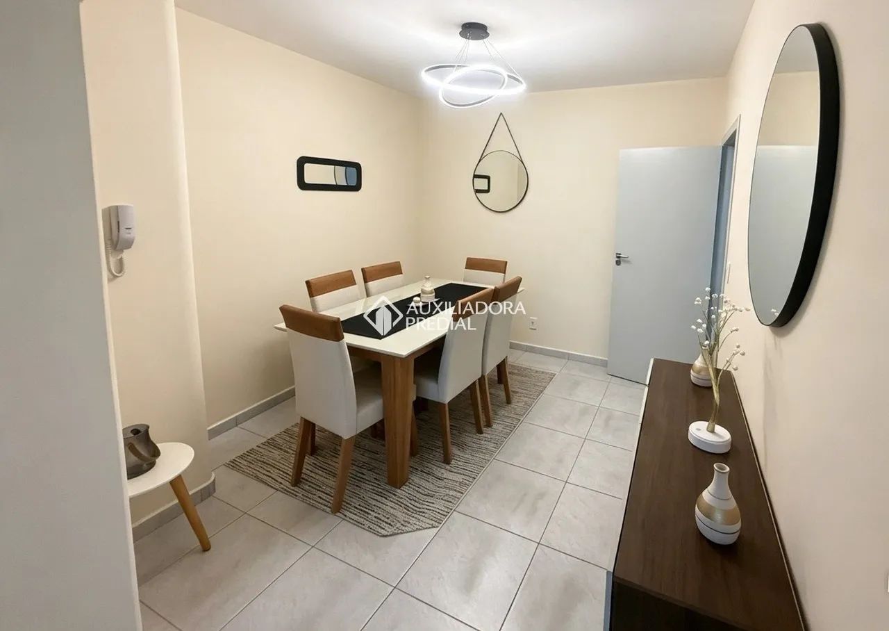 Apartamento com 2 dormitórios, suíte e garagem no Abraão - Foto 2