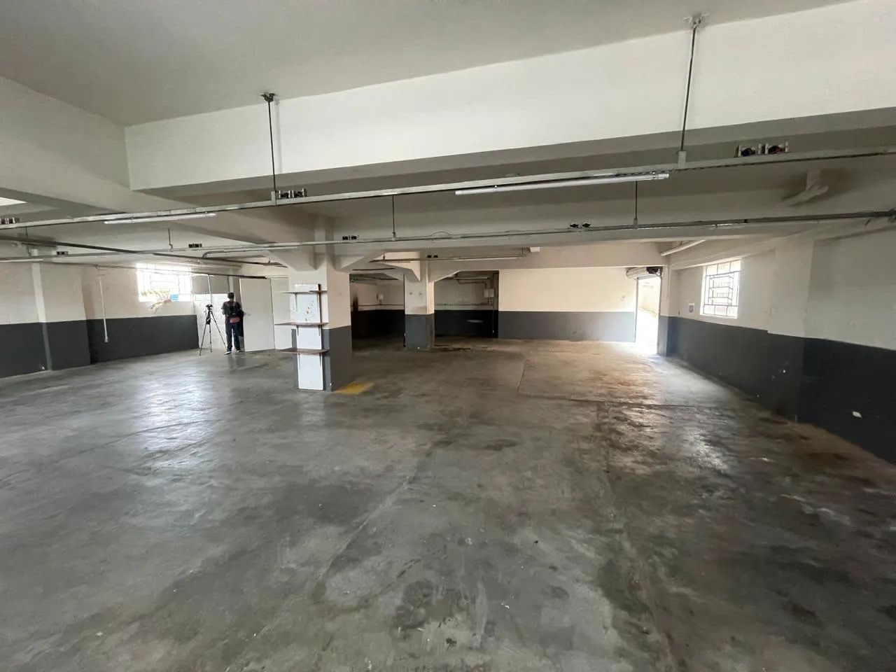 Galpão na Rua Grecco, 269 - Fundos  208 m²