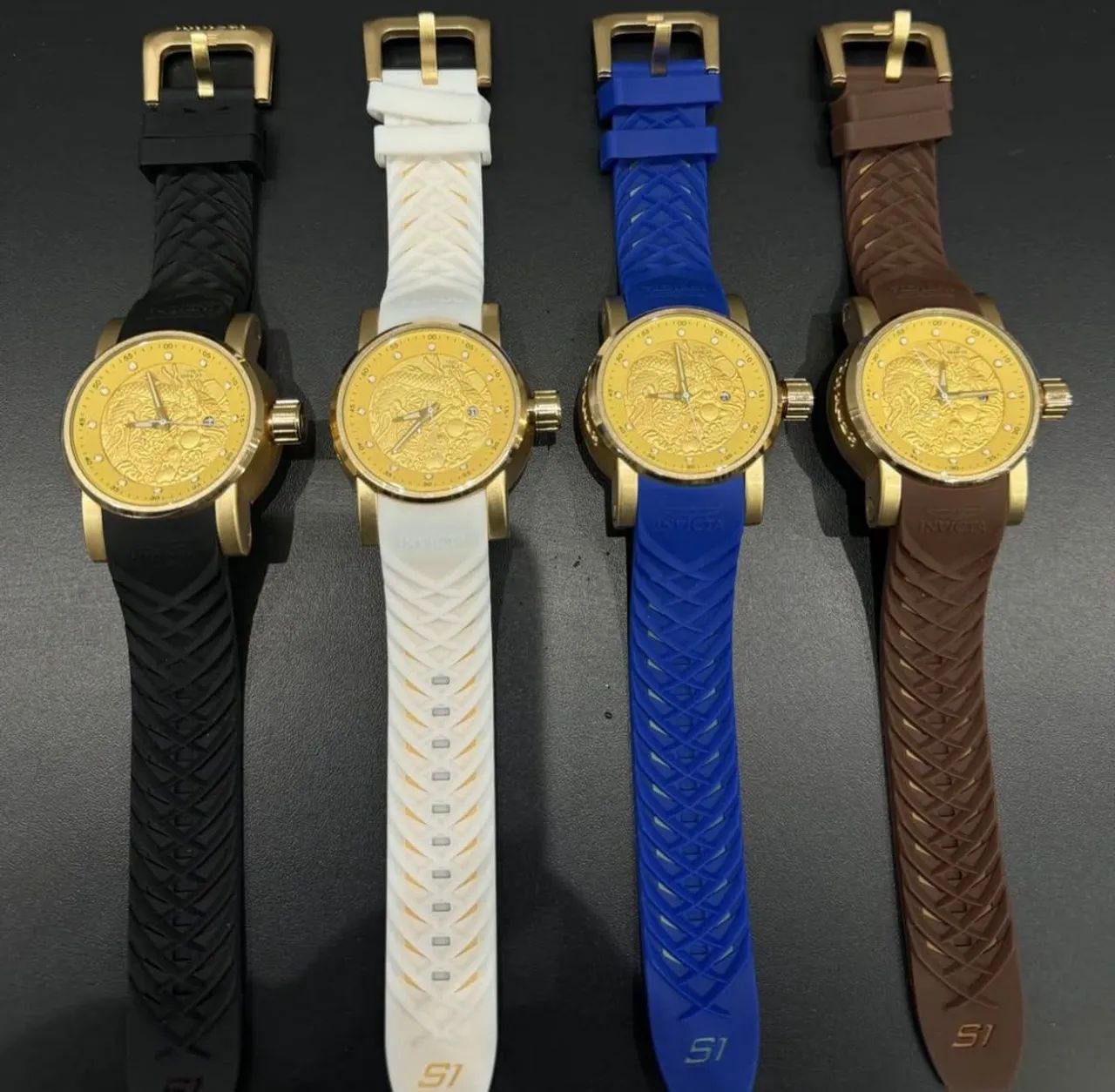 Relógio Estilo Yakuza Esportivo - Pulseira de Silicone e Design Imponente