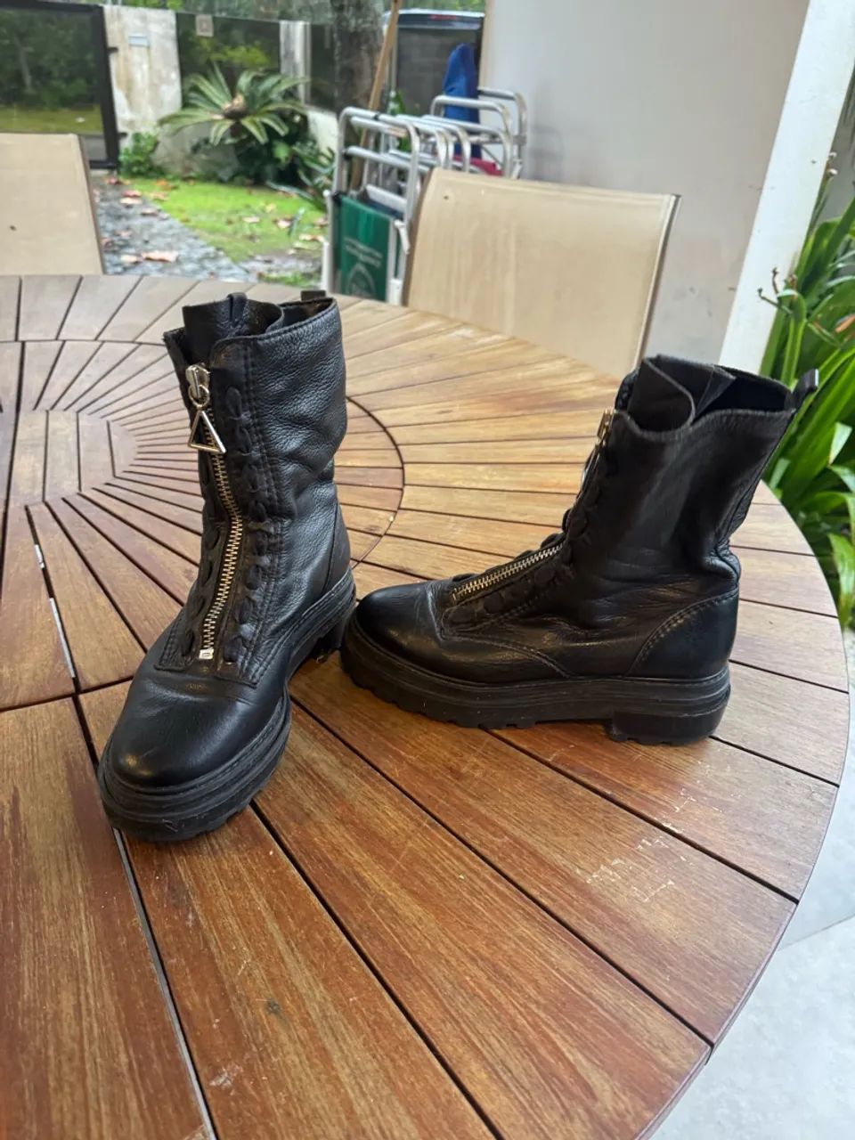 Bota Schutz - Foto 2