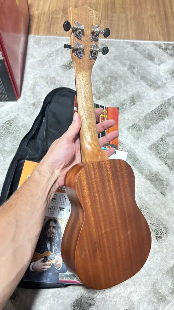 Ukulele UKC140 - Foto 3