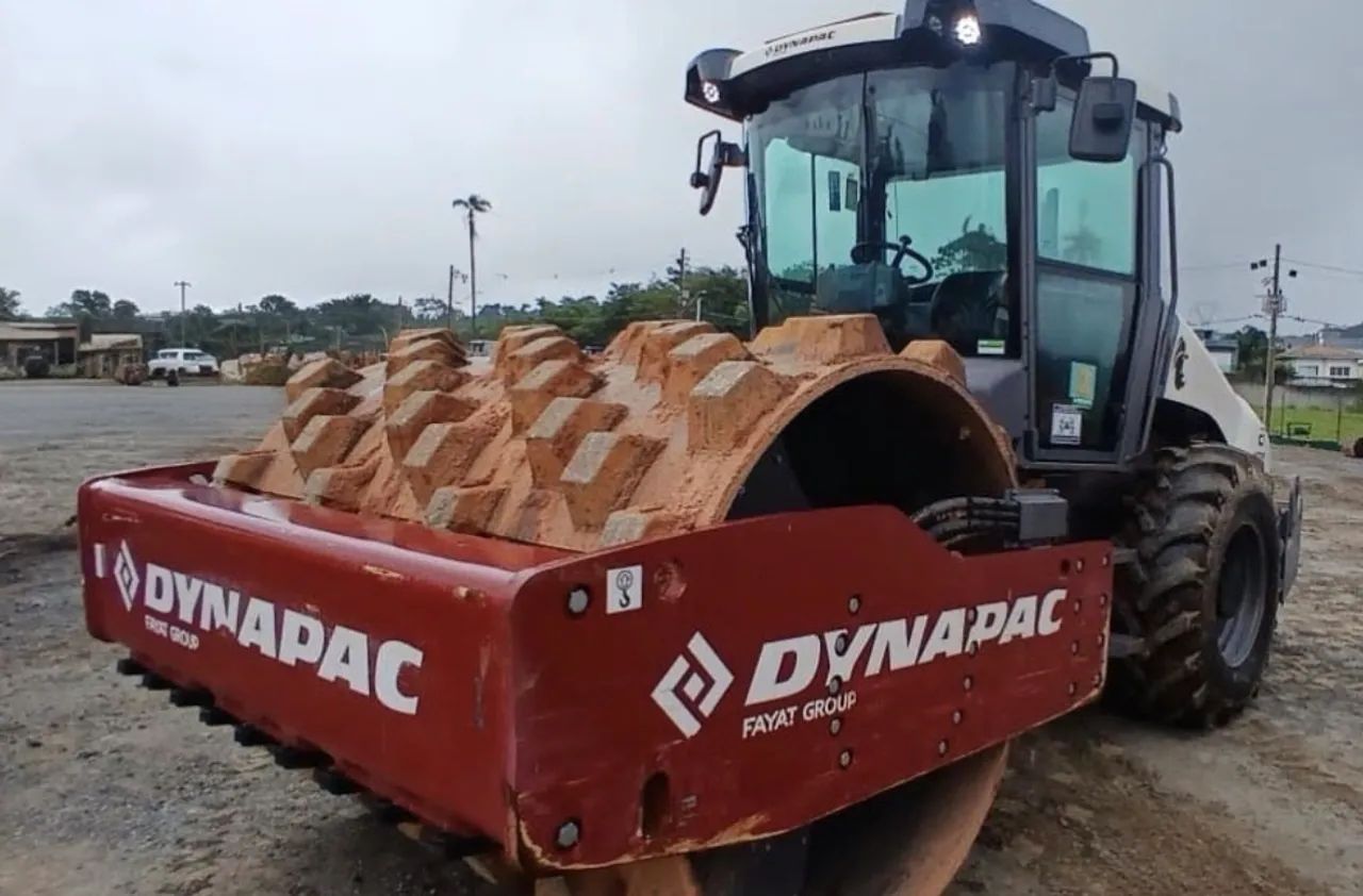 Rolo Compactador Dynapac CA25 ano 2025 com 765 horas, em SP - Foto 2